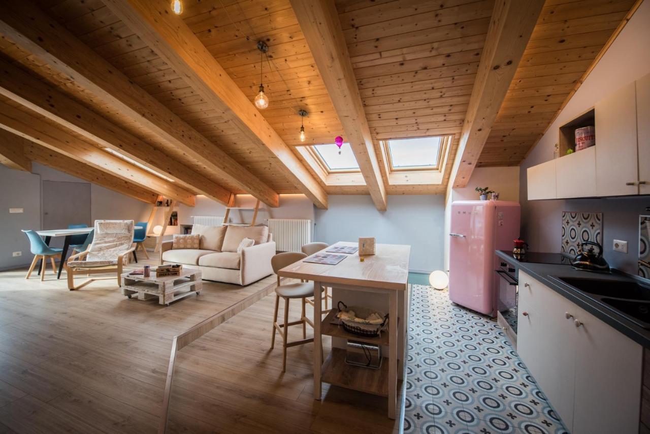 Loft 29 Mansardato Con Ampio Terrazzo Bussoleno Luaran gambar