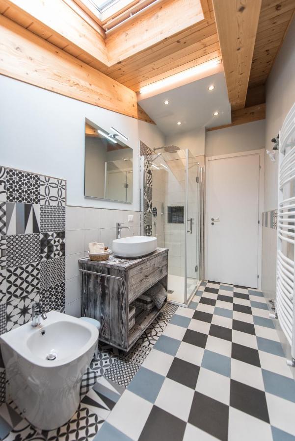 Loft 29 Mansardato Con Ampio Terrazzo Bussoleno Luaran gambar