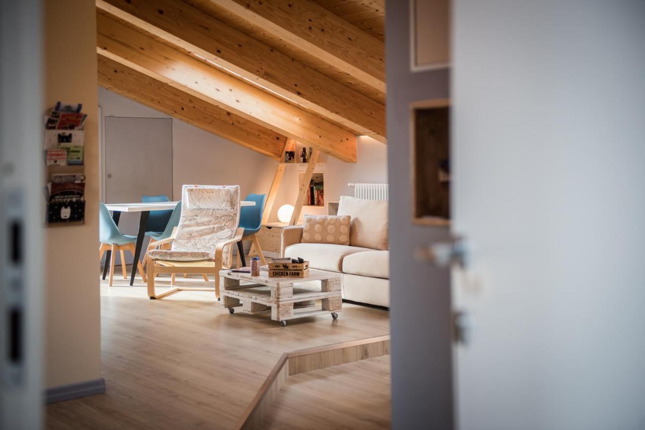 Loft 29 Mansardato Con Ampio Terrazzo Bussoleno Luaran gambar