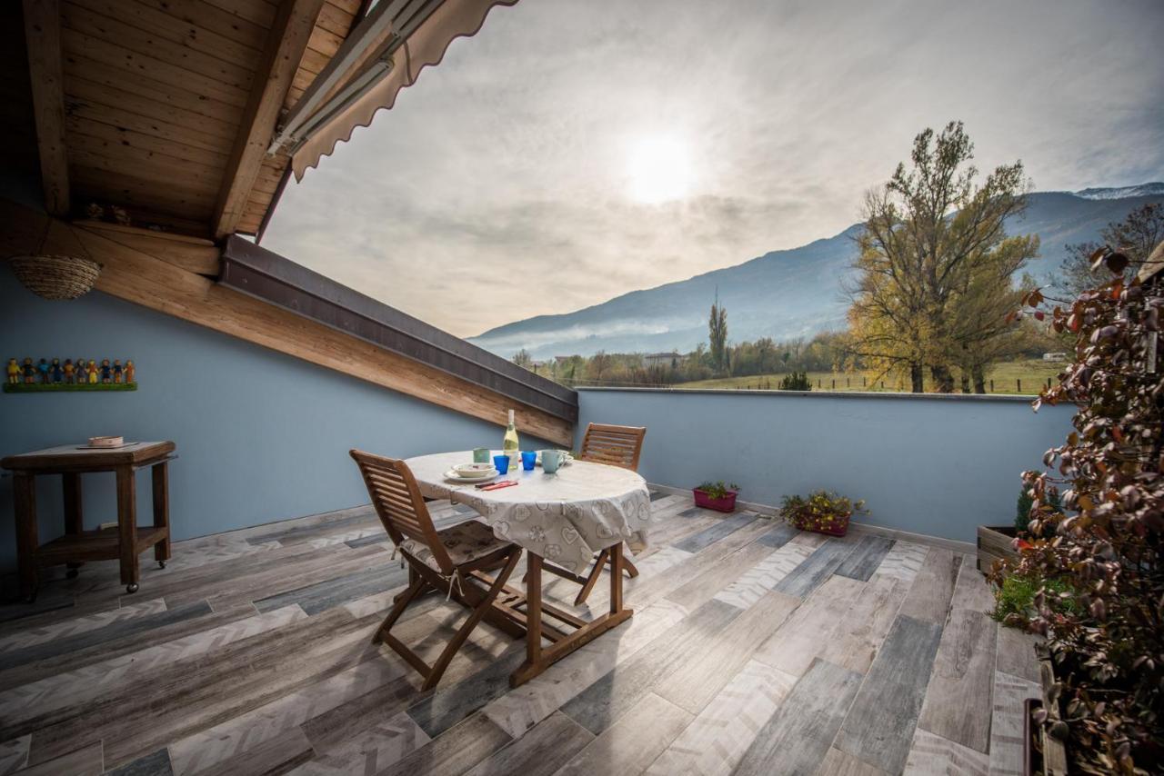 Loft 29 Mansardato Con Ampio Terrazzo Bussoleno Luaran gambar