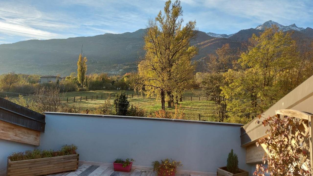 Loft 29 Mansardato Con Ampio Terrazzo Bussoleno Luaran gambar