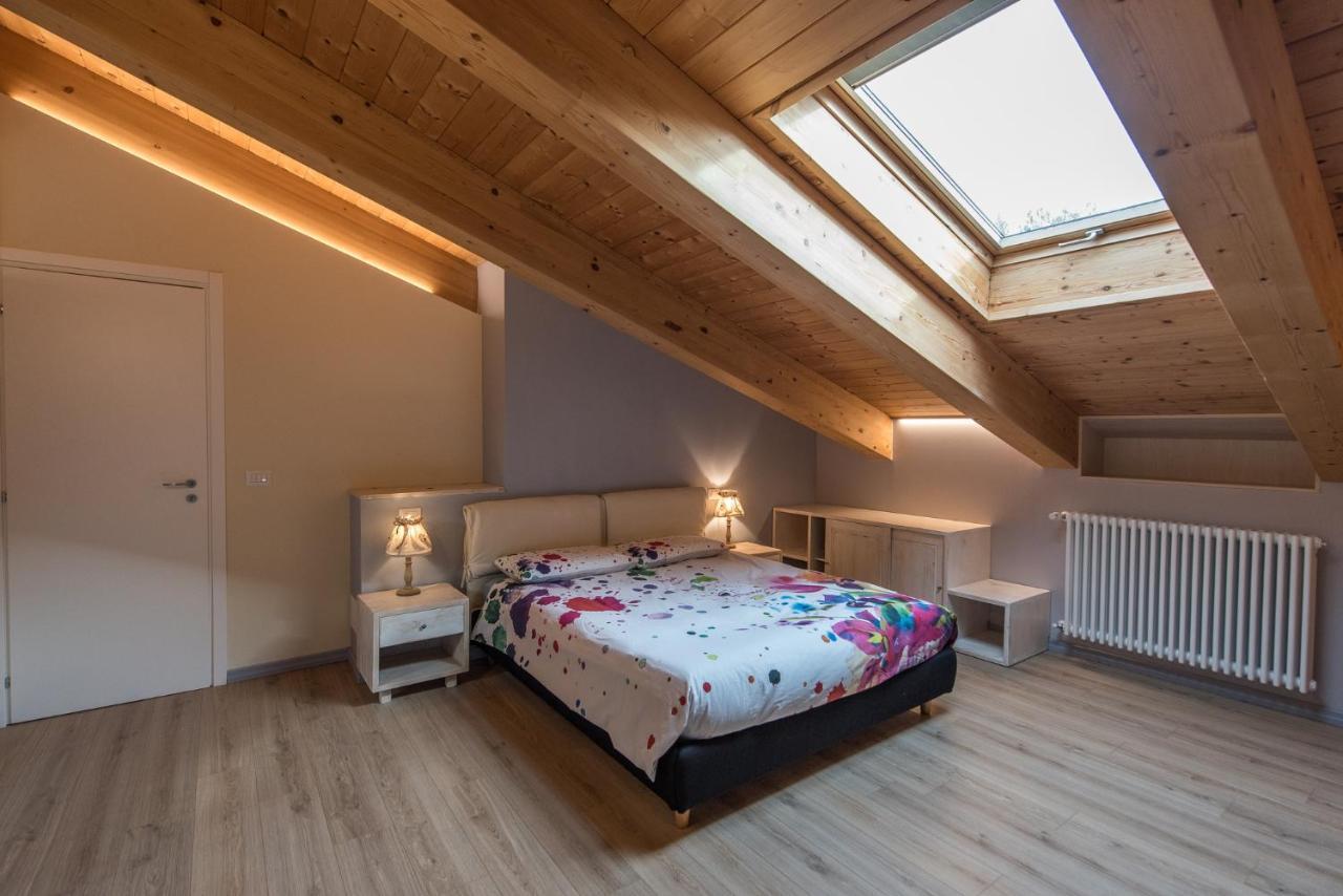 Loft 29 Mansardato Con Ampio Terrazzo Bussoleno Luaran gambar